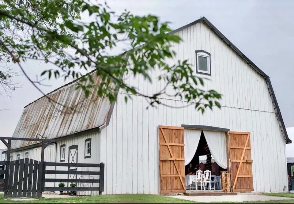 The Wedding Website of Peyton Whitehouse and Jordan McGehee