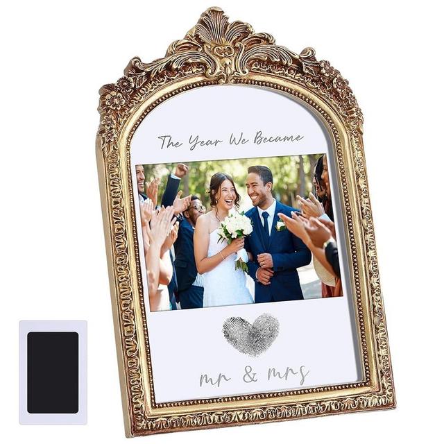 Wonderjune Heart Thumbprint Wedding Photo Frame and Ink Kit 6*8" Wedding Registry Resin Vintage Gold Valentine Engagement Picture Frame Bridal Shower Gift Wall Mount or Tabletop for Mr & Mrs Newlywed