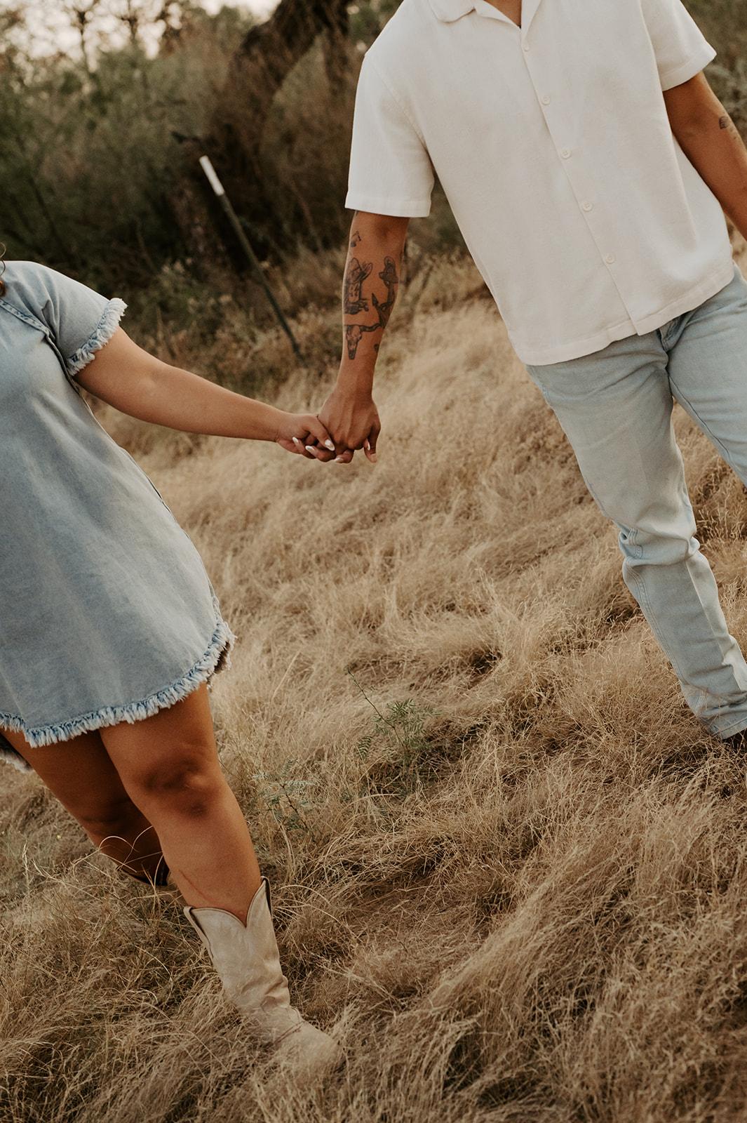 The Wedding Website of Anahi Alonso and Neeko Sullivan-Arredondo