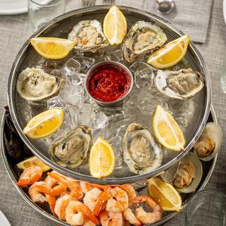 Round Two-Tiered Double-Wall Seafood Tower