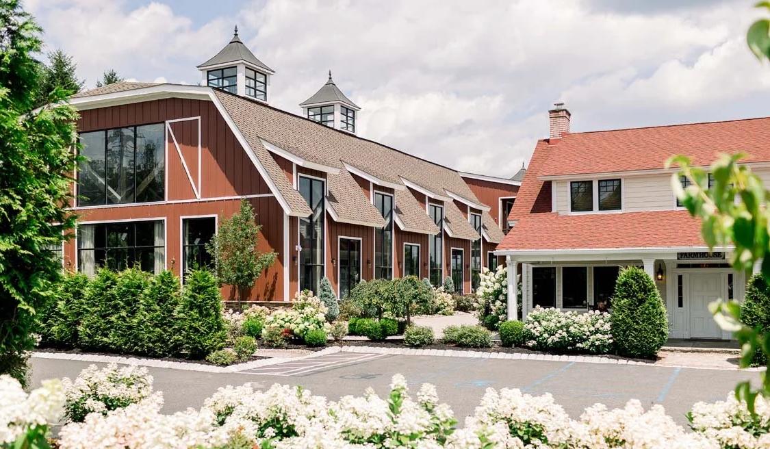 The Wedding Website of Brooke Chamberlain and Johnathan Van Cleft