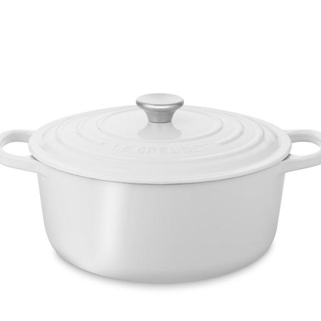 Le Creuset Signature Cast-Iron Round Dutch Oven, White, 5 1/2-Qt.