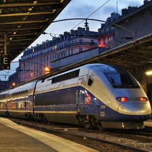 Train from Lyon to Paris
