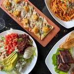 Safari Room Fresh Grill and Bar