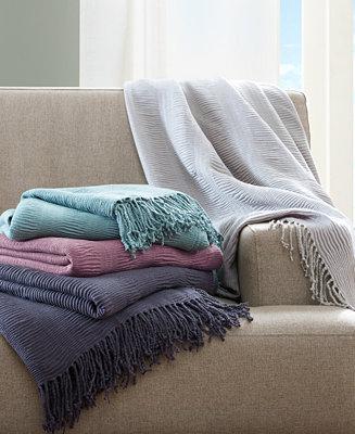 Reeve 50" x 60" Ruched Throw, Purple