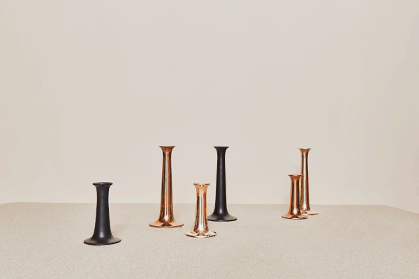 SIMPLE CANDLE HOLDER