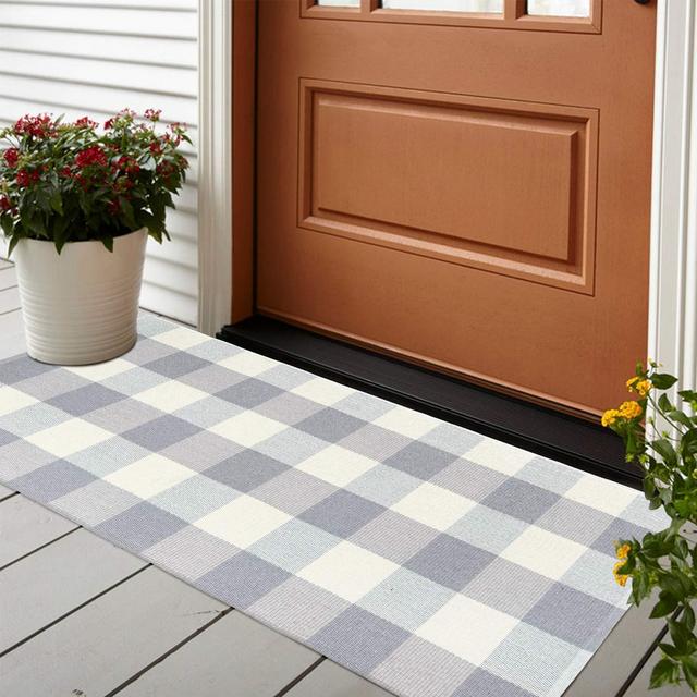 Buffalo Plaid Rug, Grey and White