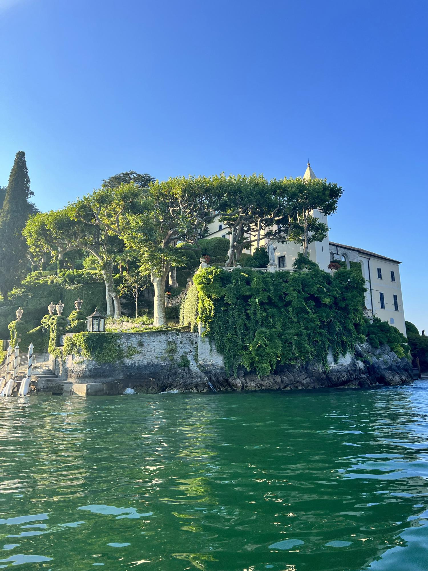 Lake como