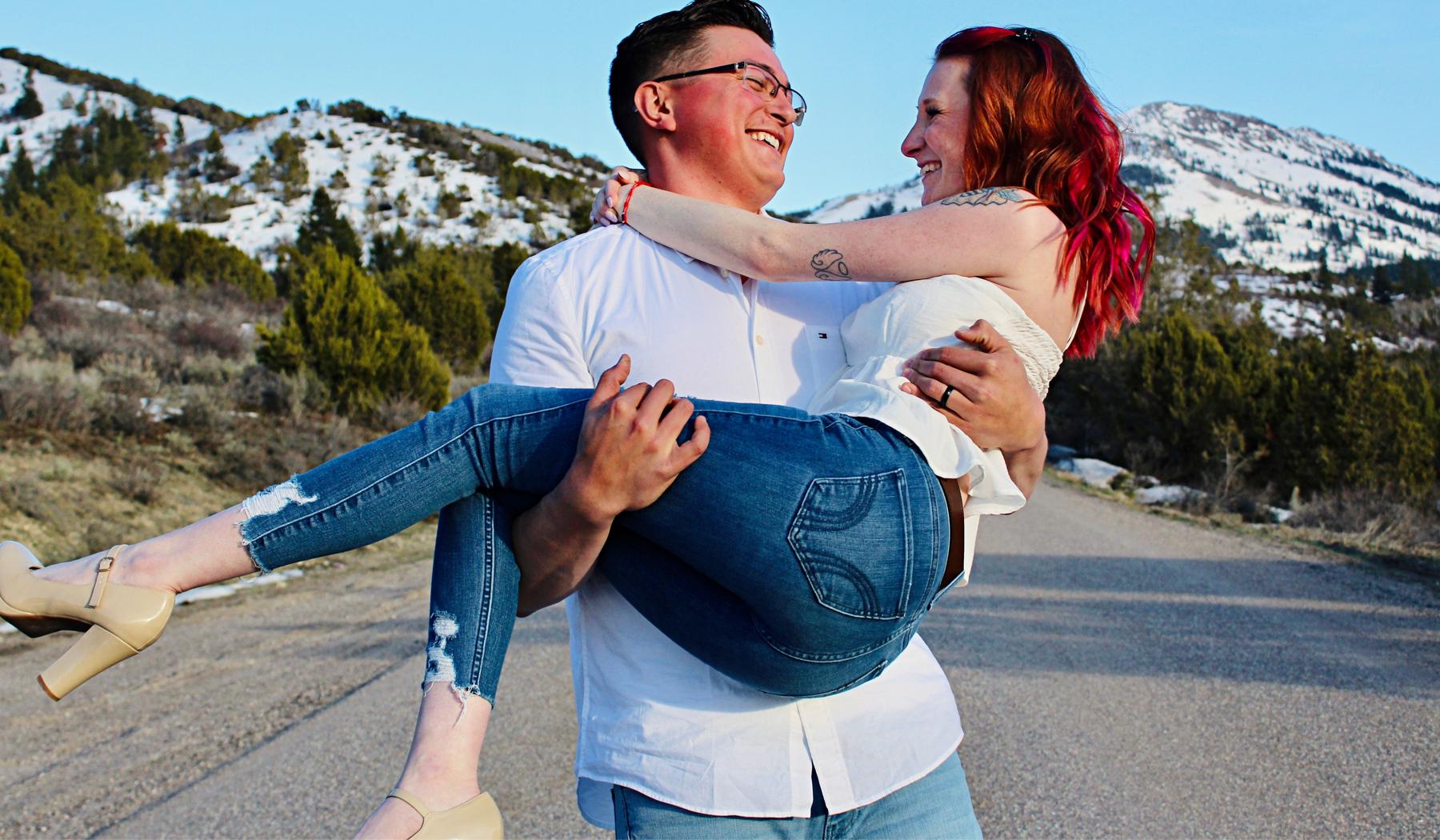 The Wedding Website of Gunner Smith and Deonnee Upson