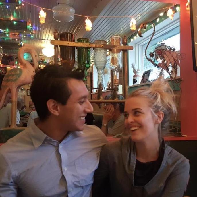 Michael goes to Maggies for the first time!