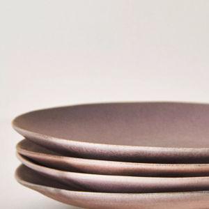 The Jasper Portuguese Stoneware Dinner Plates, Set of 4 (Lilac)