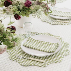 MINI GINGHAM - Olive Scalloped Edge Placemat