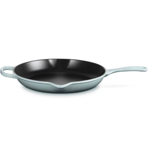 Le Creuset® Signature Skillet 11.75 inches in Sea Salt