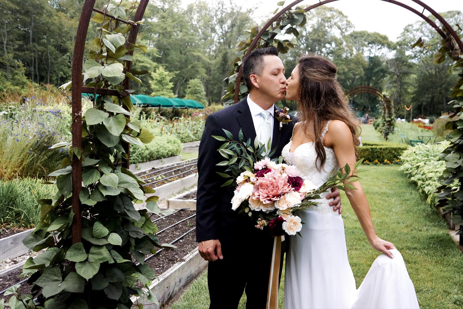 The Wedding Website of Frances Meres and Anthony LaBarbera