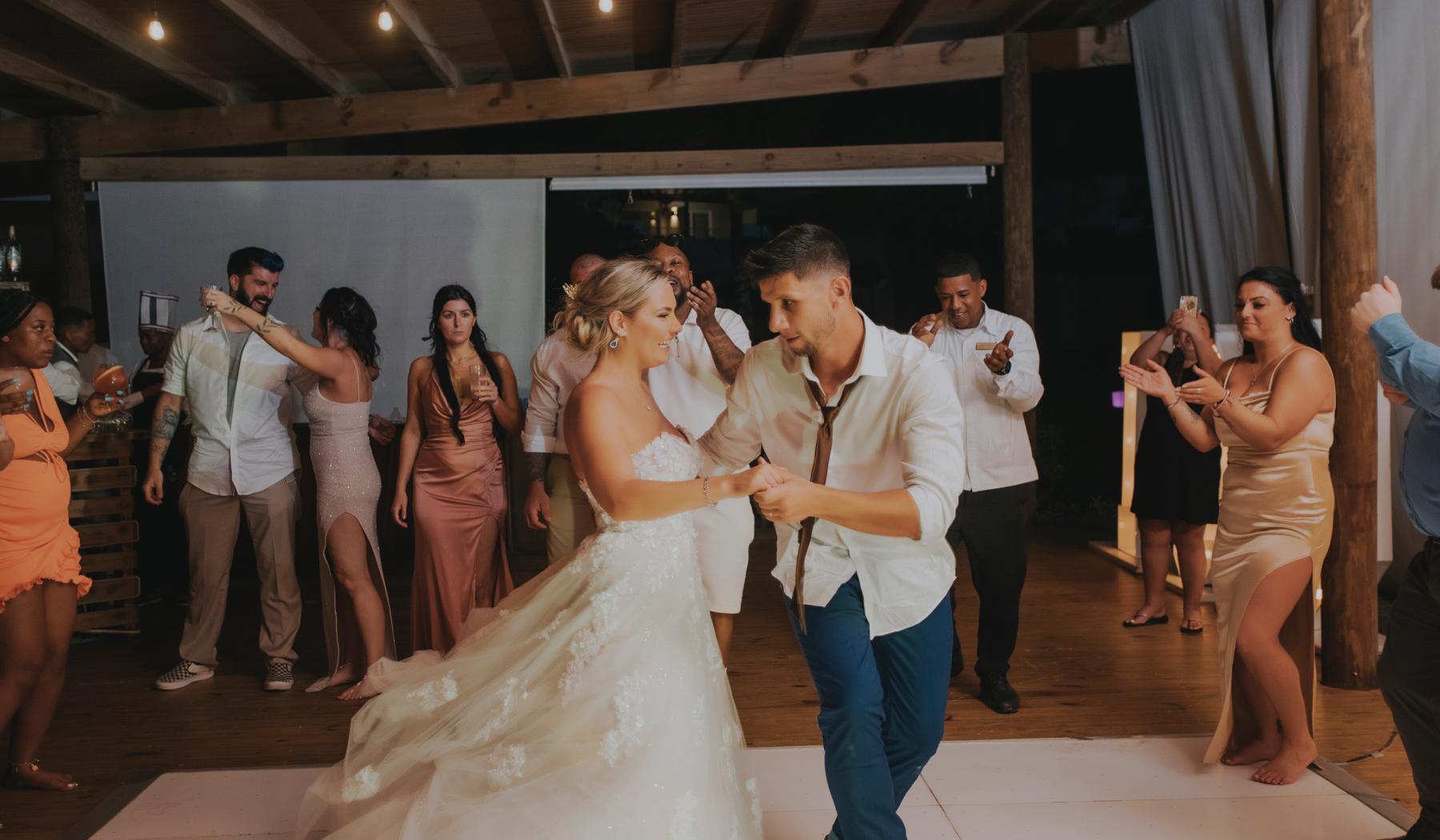 The Wedding Website of Kylie Vilanova and Alexander Vilanova