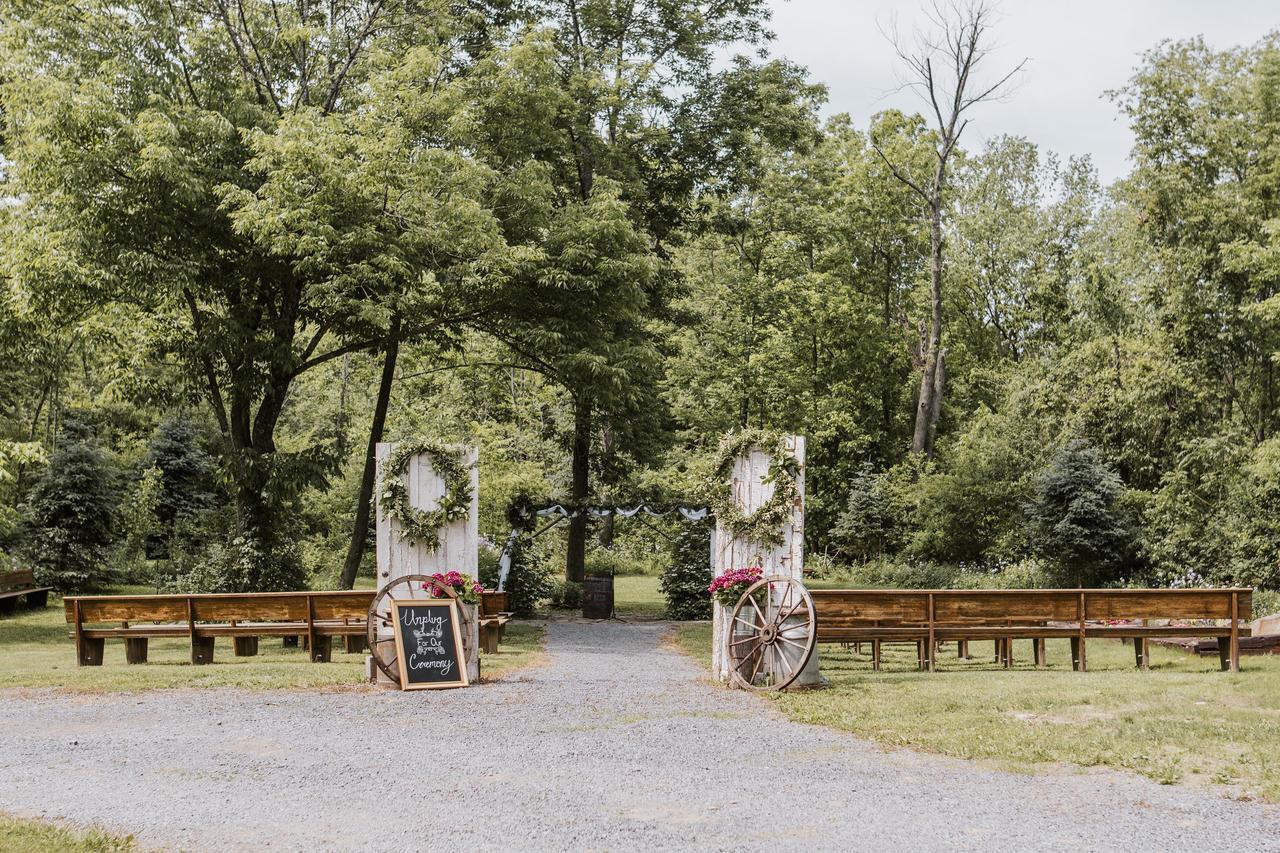 The Wedding Website of Taylor Christine Morrison and Deven William Schuppe