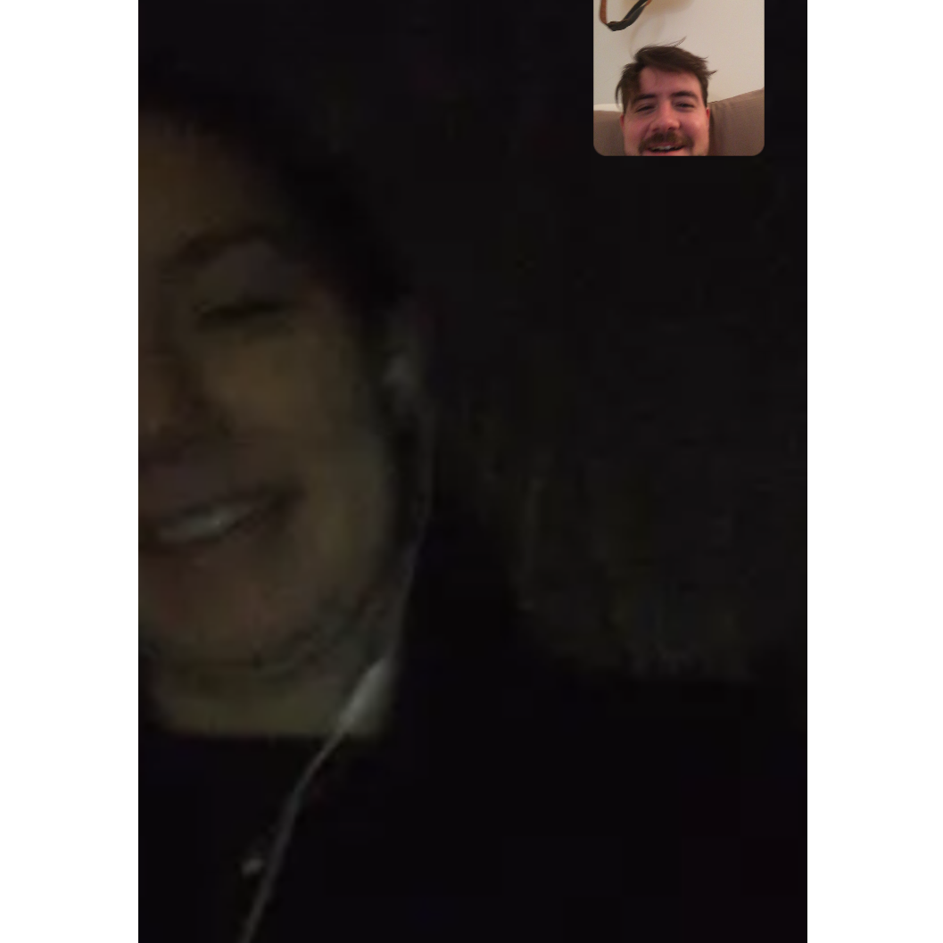 Facetime screenshots from Michelle's trip to Rome (only johnny likes this photo)