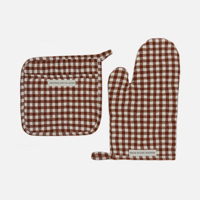 MINI GINGHAM – Nutmeg Oven Mitt and Pot Holder Set