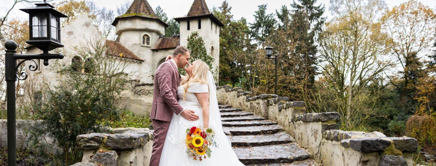 The Wedding Website of Romy Raaijmakers and Tom van Osch