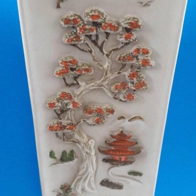 Mid Century Asian Chalkware Wall Hanging, Asian Wall Decor, Mid Century Design, Asian Design, Vintage Wall Art, Pagoda, Flowers.