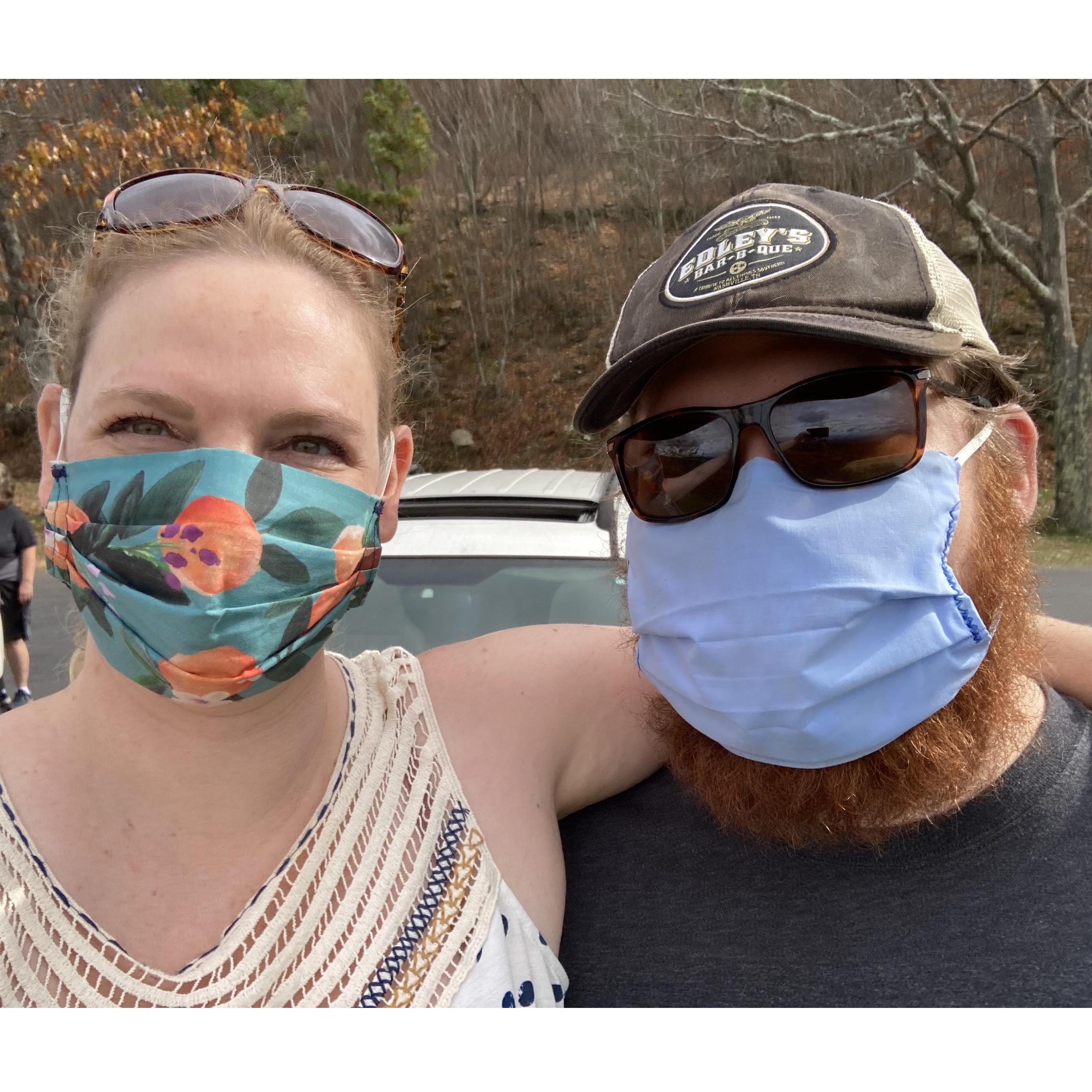 Couples photos are a little difficult during the pandemic, but safety first!