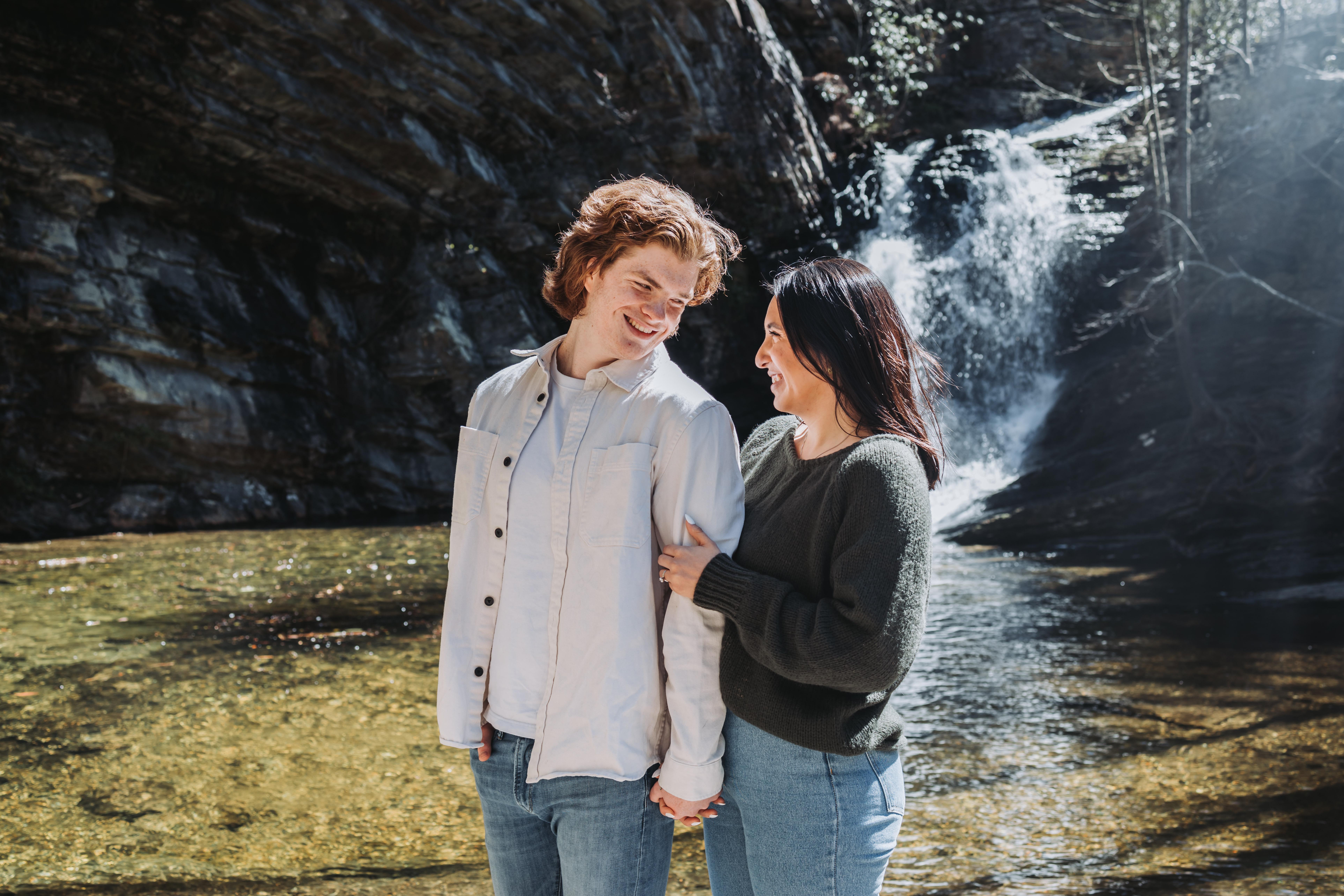 The Wedding Website of Kimmi Jimenez-Boschee and Garrett Thompson
