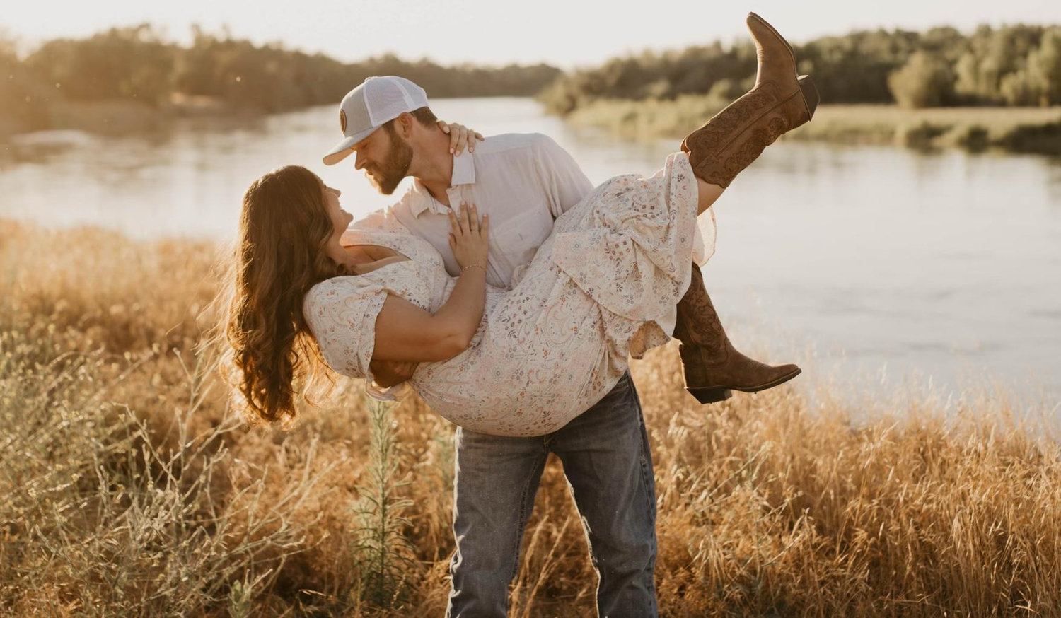 The Wedding Website of Isabella Henderson and Alex Wunsch