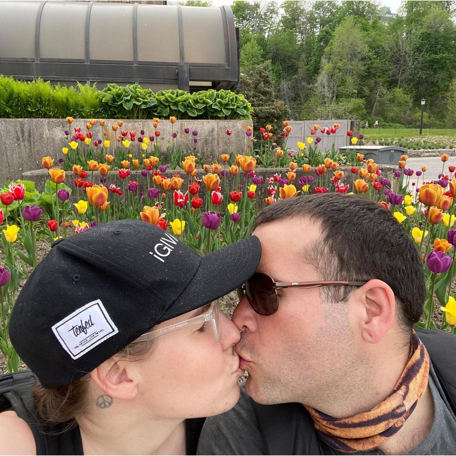 "Two-lips" - Niagara Falls, ON (2021)