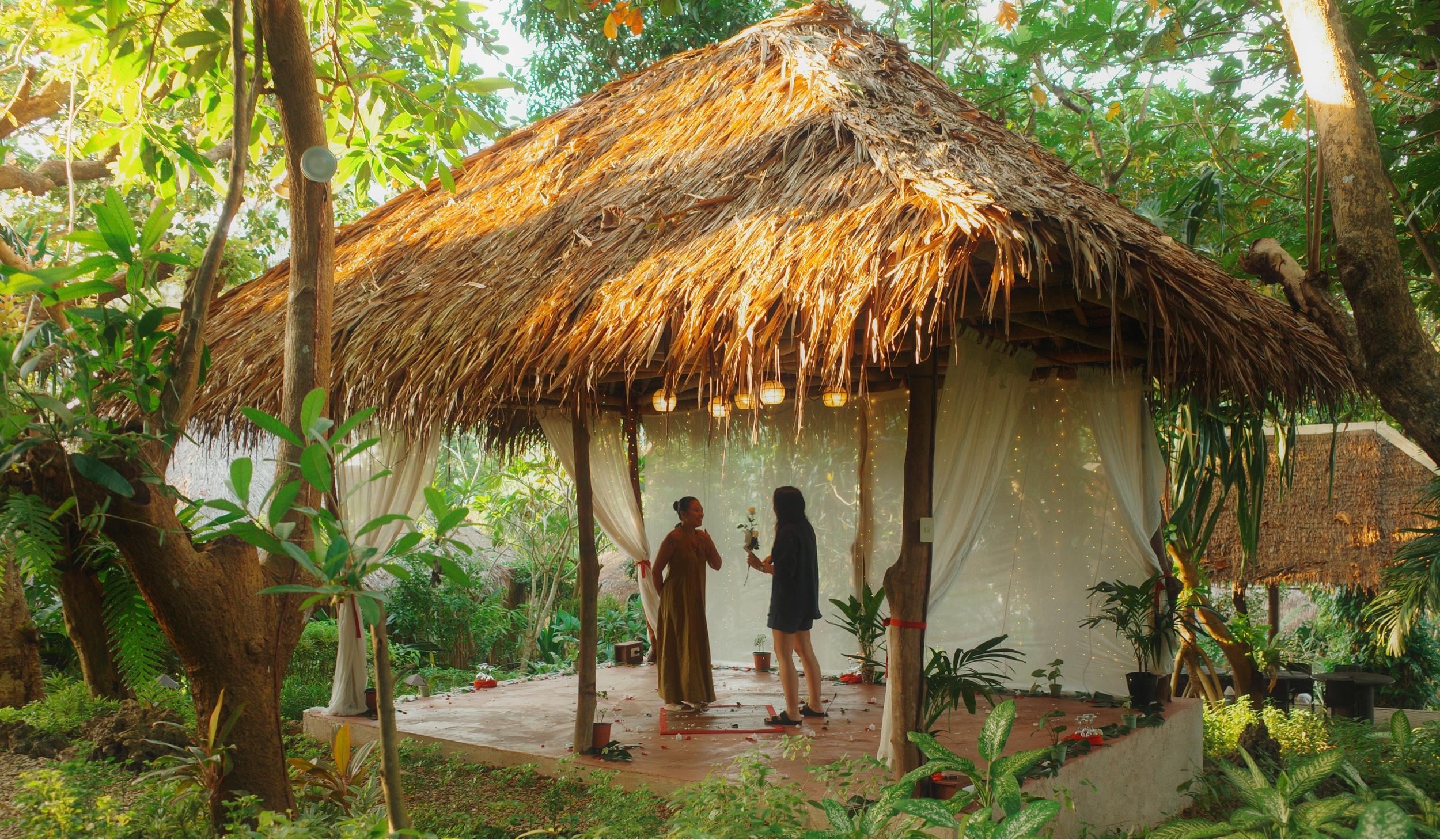 The Wedding Website of Paula Casas and Debbie Mendoza