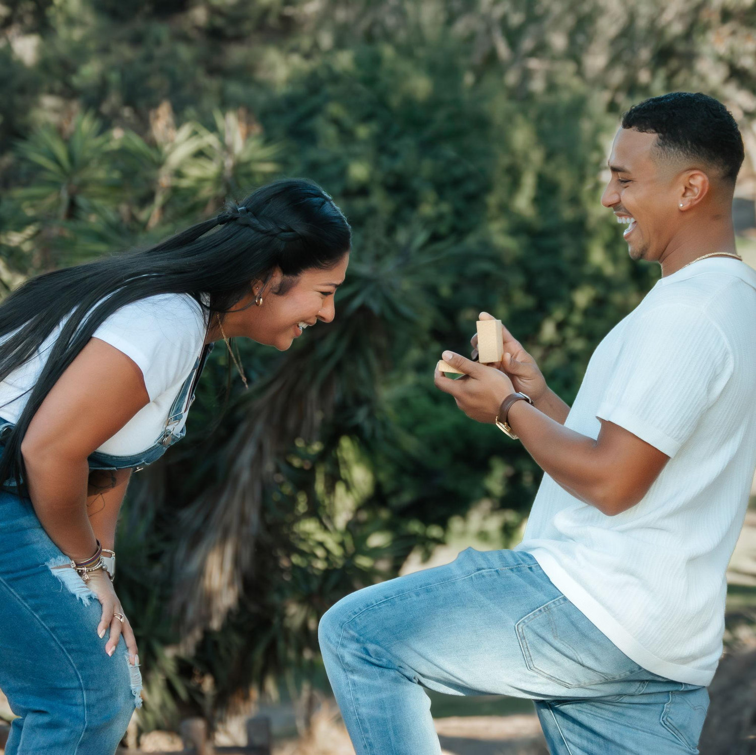 Reacciones: Brenda lloraba y a Ryan le daba un ataque de risa.