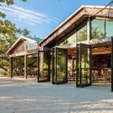 Mar Vista Dockside Restaurant & Pub