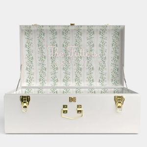 Grand Bridal Trunk