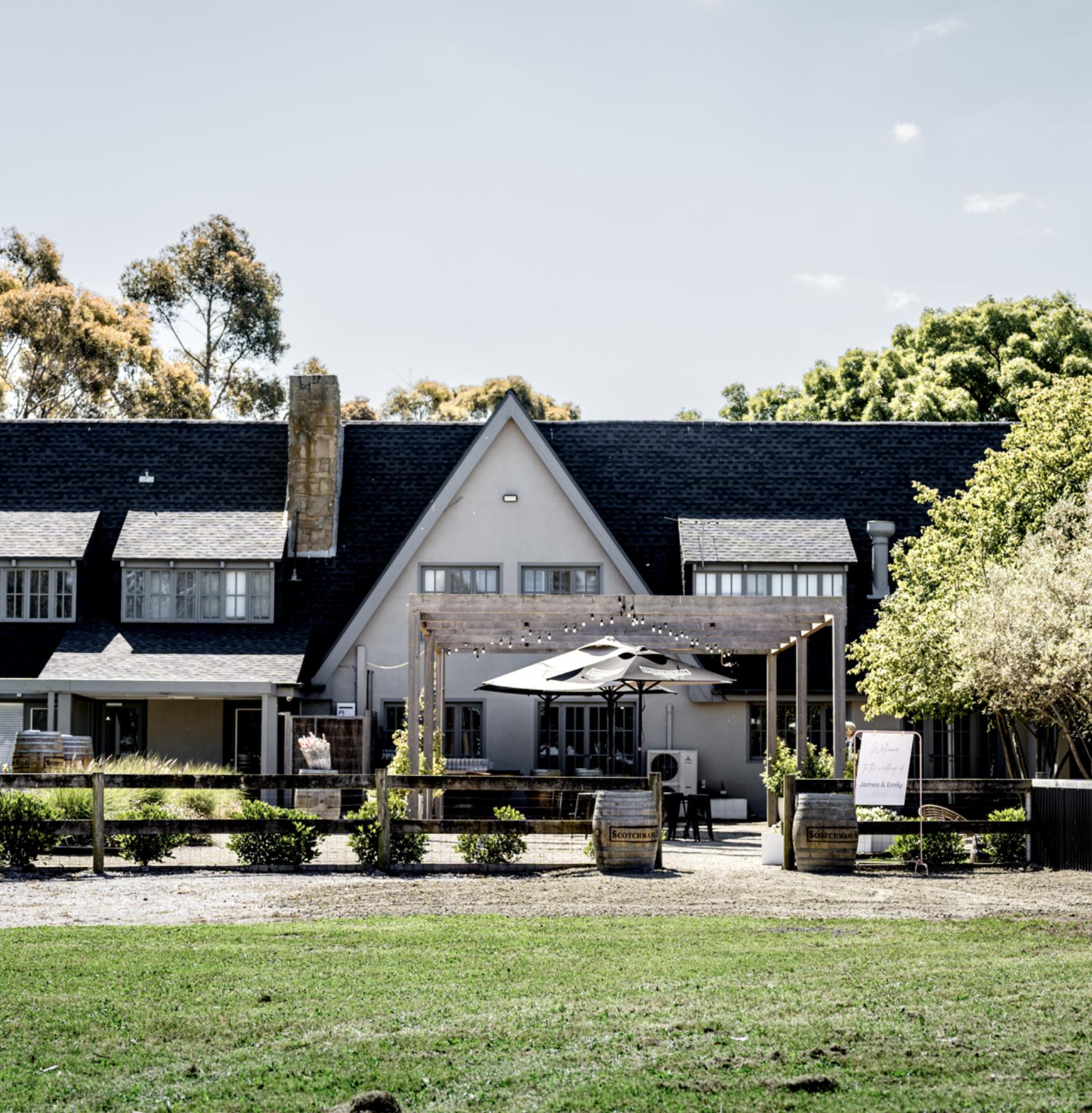 The Wedding Website of Hannah Plummer and Sam Hosking