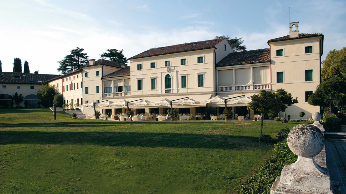 The Wedding Website of Vanessa Schmidt and Francesco Loreto