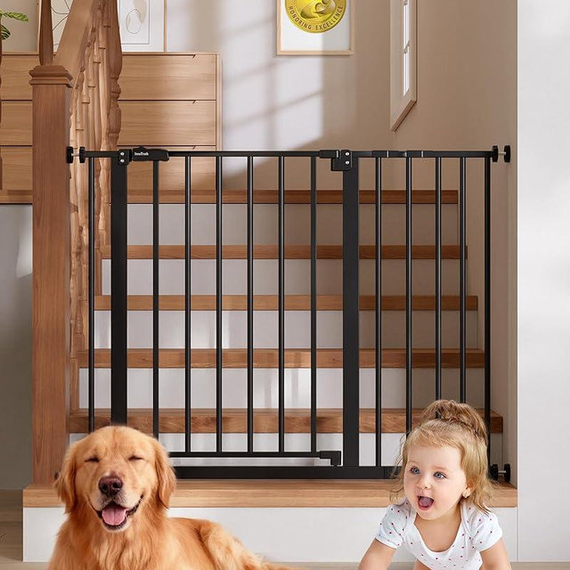 InnoTruth 29.5–40.75" Baby Gate for Stairs, 30" Tall Dog Gates for Doorways & Hallways, Safety Gate for Kids & Pets, Pressure-Mounted Walk-Through with Dual Lock & 2-Way Swing, Black