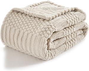 lifein Beige Throw Blanket for Couch - Soft Boho Bed Throw Blanket, Fleece Cozy Blanket, Cute Tan Fluffy Lightweight Blanket&Throw for Sofa,Chair,Home Decor,Woman(60 * 80",Khaki)
