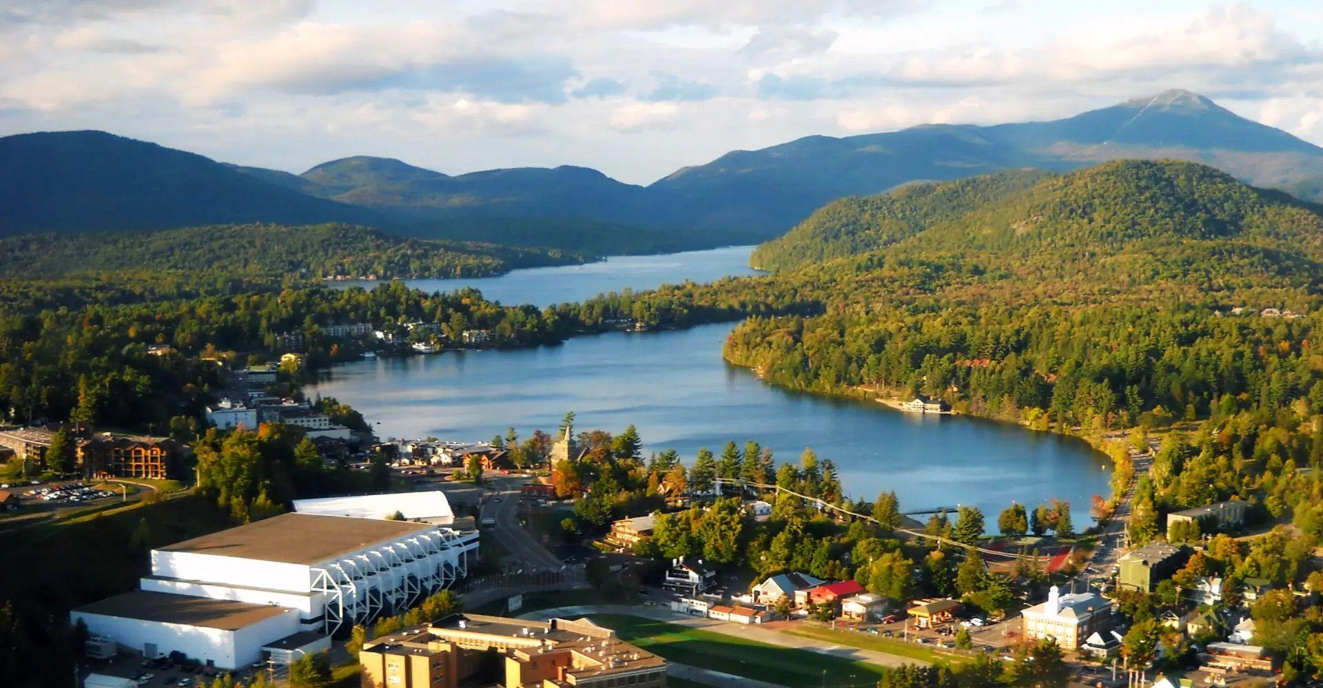 The Wedding Website of Lindsay Abraham and Johnny Erpenbeck