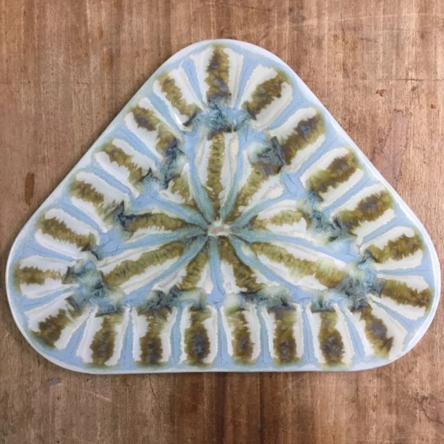 Teal Small Triangle Plate