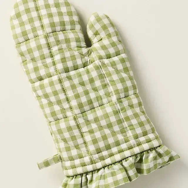 Brynn Gingham Oven Mitt