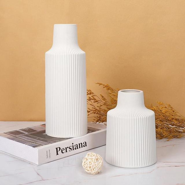 Ceramic Flower Vases, Set of 2 White Ribbed Vase for Flower Home Decor Minimalist Tall Vases for Table Centerpieces Mantel Bookshelf (11.2in+6.7in)
