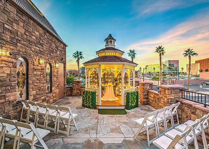 The Wedding Website of Jay Wallace and Liz Ervin
