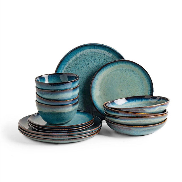 Sojourn dish set (4) in “Coastline”