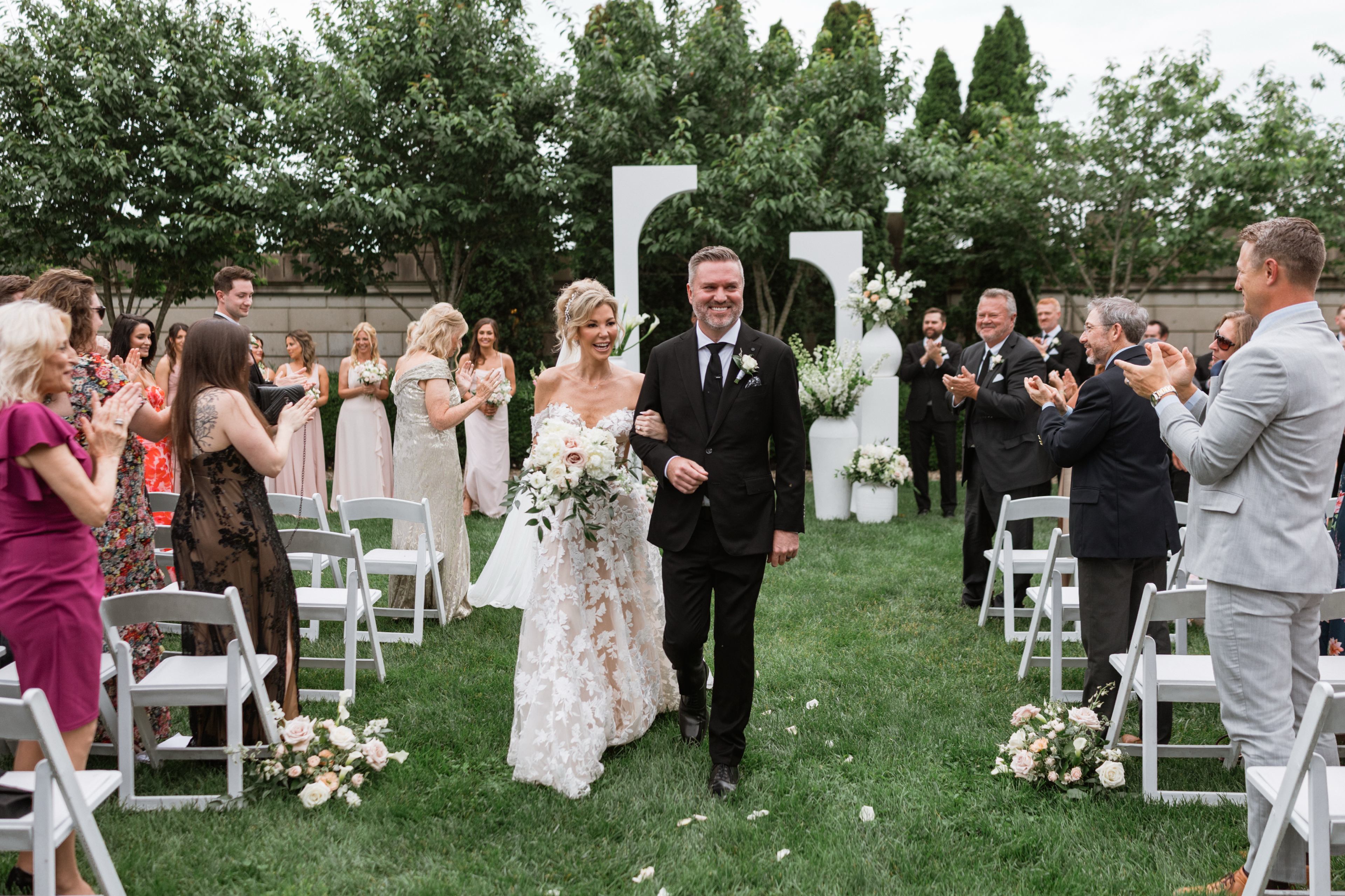 The Wedding Website of Kimberly Magness and Jon Ryan Neace
