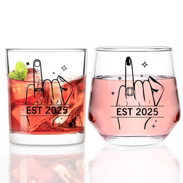Futtumy Ring Finger Est 2025 Wine Glasses and Whisky Glasses, Wedding Gifts for Couples, Bridal Shower Gifts, Engagement Gift for Couples Bride and Groom Mr. Mrs. His Hers Bride To Be