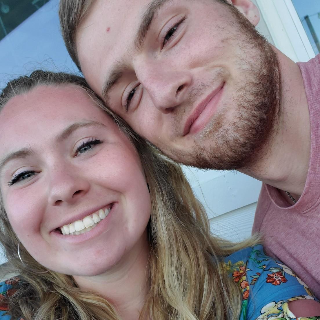 6 month anniversary dinner in Florida for spring break