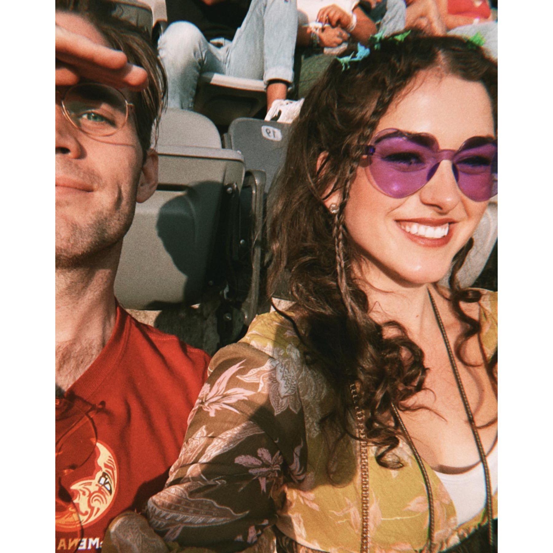 Patrick being a good sport at the Taylor Swift concert