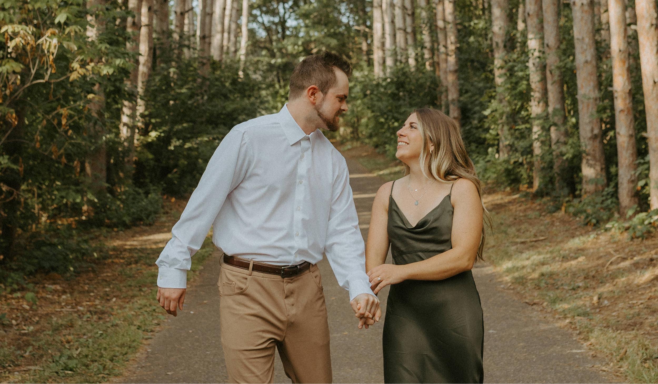 The Wedding Website of Kallan Hartnett and Blake Miller
