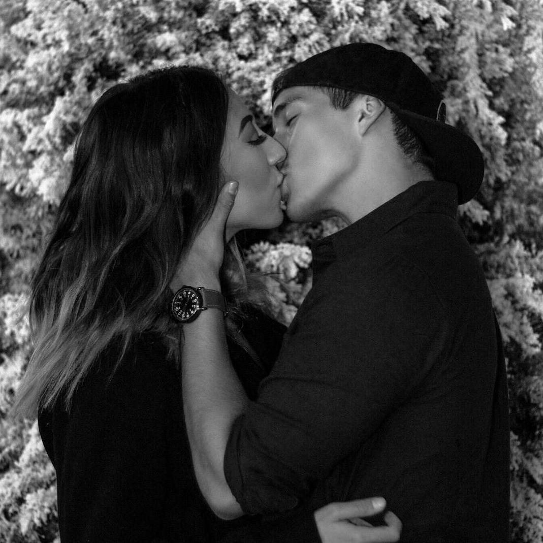 Another fun fact! Did you know that John and Camille printed this photo onto a Canvas and its the only picture of them hanging in their house!?