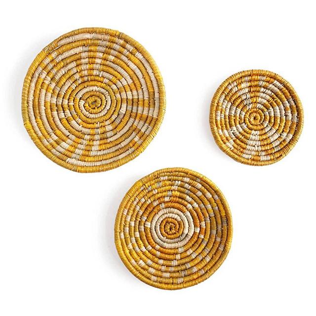 Seagrass Round Basket Set of 3 | Unique Farmhouse Wall Decor Tray for Livving Room, Bathroom, Nursery Room - Rustic Coffee Table Wicker Fruits Basket - Minimalist Decor Centerpieces (Floral Mix)