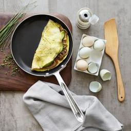 All-Clad d5 Stainless-Steel Nonstick Omelette Pan